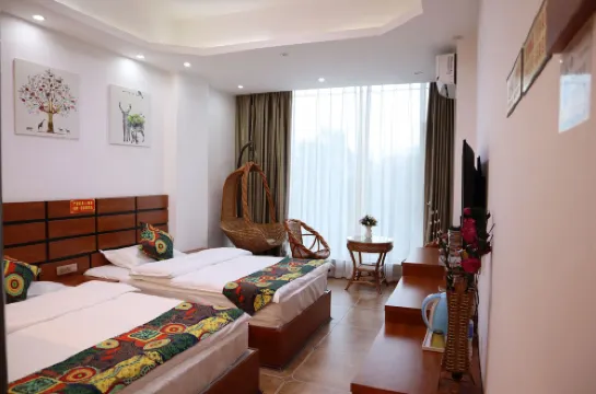 Fuxian Lake Sea Chao Inn (Gushan Scenic Area)