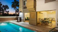 Candlewood Suites Anaheim - Resort Area