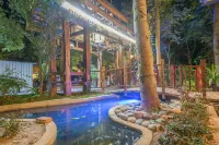 Q+ Xishuangbanna Golden Mango Inn ( jinghong Gaozhuangxishuangjing Starlight Night Market)