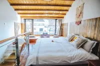 Tongli Qingyuan River View Holiday Inn - Homestays