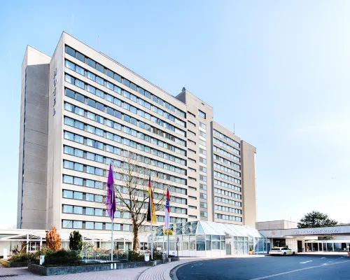 Crowne Plaza FRANKFURT CONGRESS HOTEL by IHG Hotels near Schwanheim