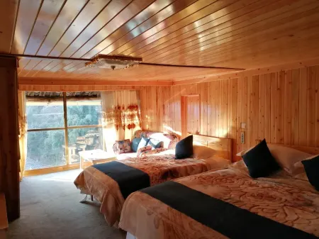 Leishan Old House Homestay