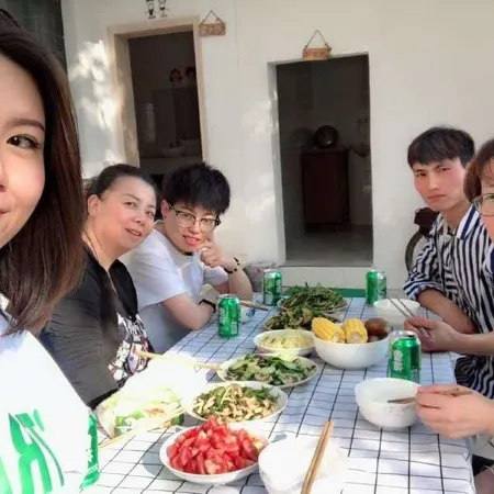 Yueyuan Youth Hostel Отели рядом с достопримечательностью «Jialing River»