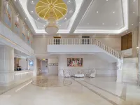 Vienna International Hotel (Yulin rongzhou bridge railway station shop ) Hotels in Rong County