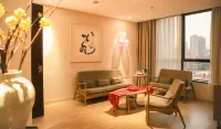 Maoming Nanyue Impression Hotel (1959 Wenchuang Street High Speed Railway Station)