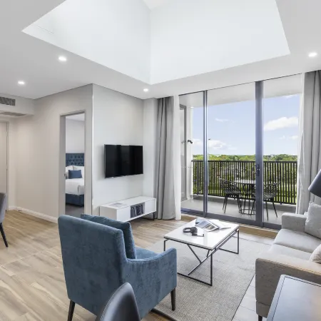 Meriton Suites Sydney Airport