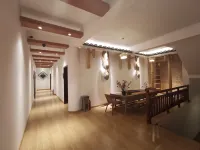 Yunke Riverside Mercure (Liuzhou Sanjiang Drum Tower Fengyu Bridge)