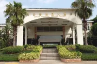 Ruixiang Hotel (Foshan Jun'an Country Garden) Hotel dekat Jun'an Station