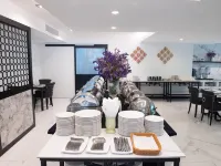 Iconic Hotel Chatuchak Hoteles cerca de Escuela Horwang