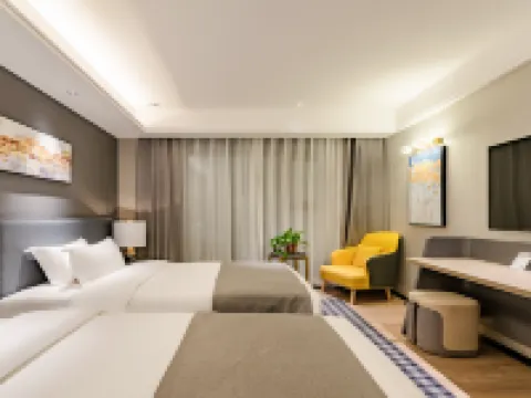 Floral Hotel · Zhengzhou Tiancheng Hotel (Zhengzhou Xinzheng International Airport) Hotels in Xinzheng