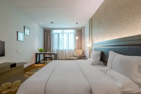 Yuelaideng Hotel
