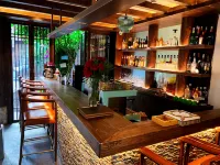 Yueyin · Art Designer Hotel in Lijiang Ancient City - bar