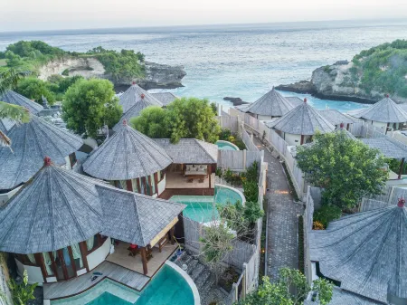 Blue Lagoon Avia Villas