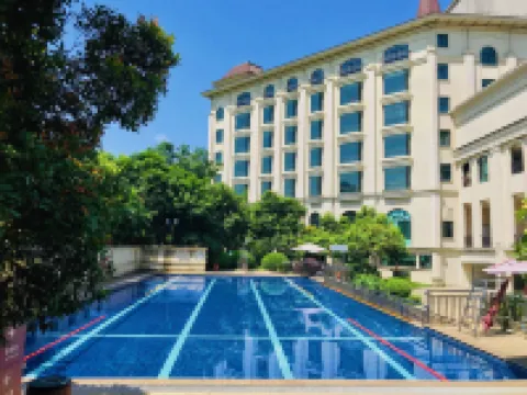 LN Dongfang Hotel Hotele w: Sihui
