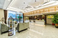 Bo'erte Business Hotel - Mountain view