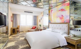 Happy Boutique Hotel (Huainan Railway Station)