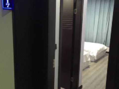 张家港金鼎商务宾馆 - 精品标准间