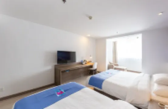 Huasu Hotel (Xining Railway Station) Hotel di 