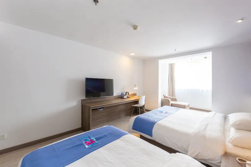 Pai Hotel (Xining Railway Station)
