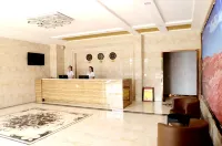 Colorful Danxia Tianyuan Hotel (Linze Railway Station) Hotels in Linze