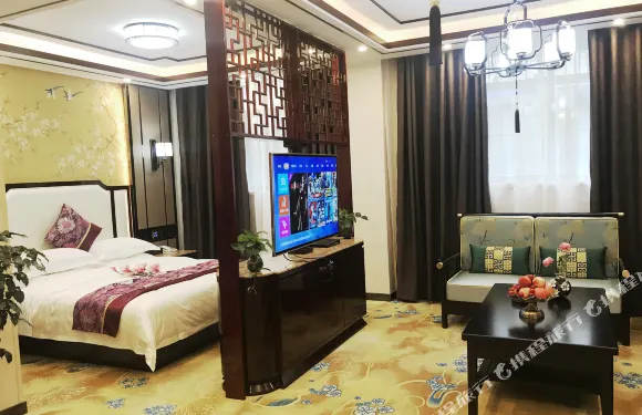 舟曲華逸悦居酒店