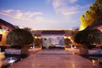 Yuntaishan Galaxy Garden Hotel