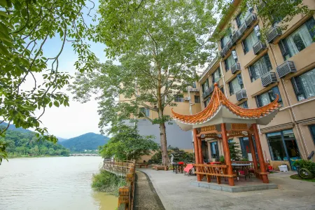 Liuxi Riverside Hotel