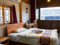 香格里拉那山客栈 - 藏式观景双床房