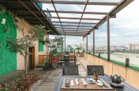 Lafei Holiday Hotel