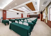 Jinguan Hotel Hotels in Kaili