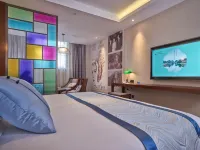 Yebo Qinhuai SSAW Hotel (Grand Theater), Confucius Temple Hotels near Dacheng Temple