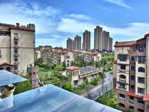 Qingdao Ryan Apartment