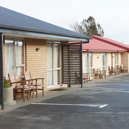 Admiral Court Motel & Apartments Hotels in Invercargill