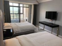 锐思堡国际公寓(长沙梅溪湖店) - 亲子主题双床房
