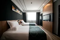 Chonpines Boutique Hotel (Jiaozuo Railway Station High-speed Railway Station)