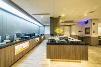 Hanting Hotel (Qingdao May Fourth Square Olympic Sailing Center)