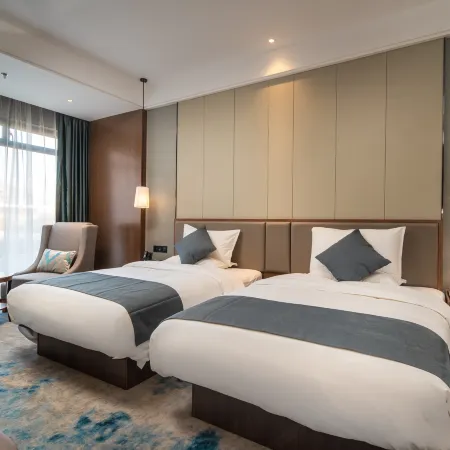 Qianshan Heyue Hotel (Qingyan Ancient Town North Branch)