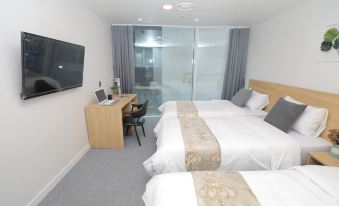 Line Hotel Myeongdong