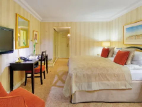 InterContinental Wien Hotels near Vienna Operahouse