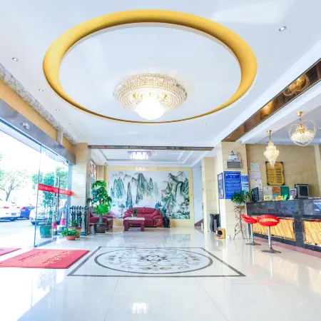 Huiyue Hotel (Guilin North High-speed Railway Station)