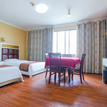 Huiyue Hotel (Guilin North High-speed Railway Station)