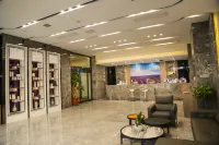Lavande Hotels (Zhumadian High-speed Railway Station)