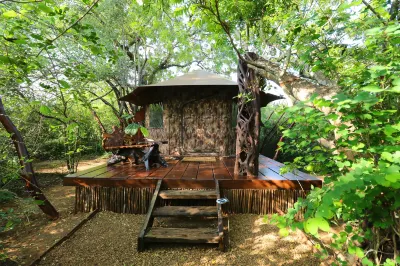 Leopard Safaris Yala Hotels near Kataragama