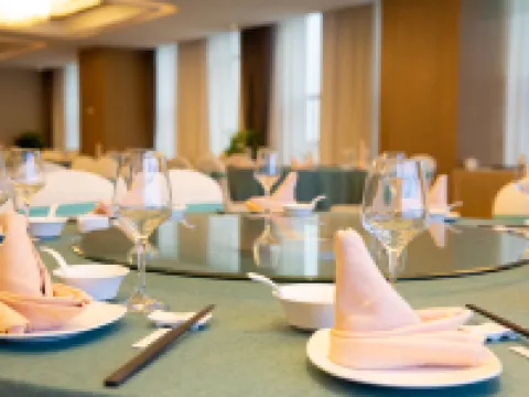 Sivale Grand Hotel Hotels in Qichun