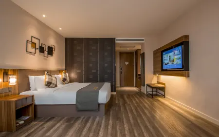 Homeinn Plus Hotel (Kunming  Dashanghui )