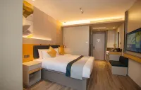 Homeinn Selected Hotel (Changchun People's Square Chongqing Road Huolicheng) Hotel a Changchun