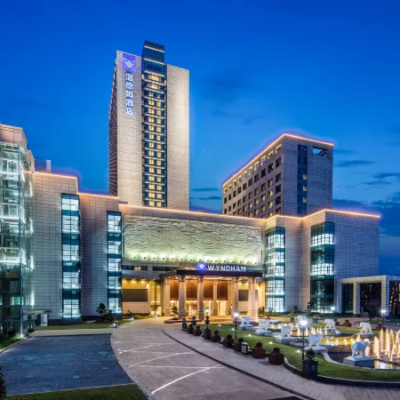 Wyndham Zhuji West