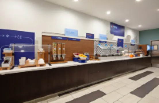 Holiday Inn Express LOS ANGELES - LAX AIRPORT by IHG