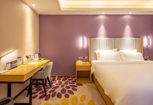 라벤더 호텔 객실 내부 이미지