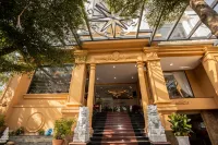 Golden Emerald Resort Hotels in Chanh Nghia